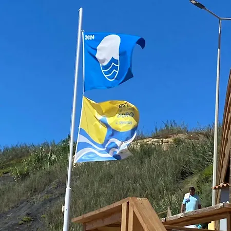 Casa Do Portao Azul - Dourada Appartamento Atouguia Da Baleia
