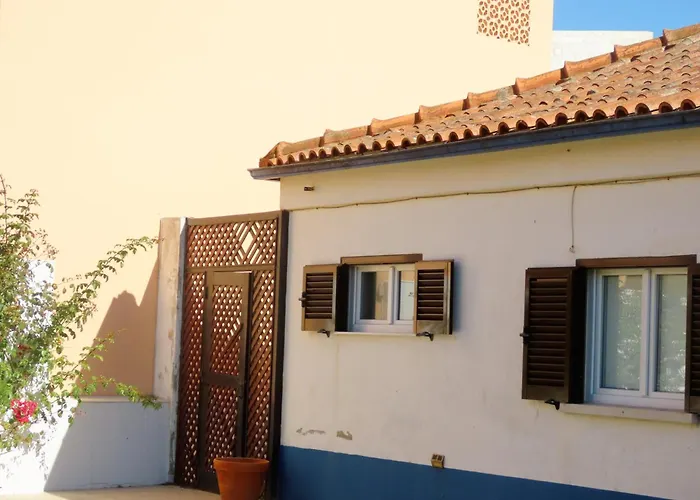 Casa Do Portao Azul - Dourada アトウギア・ダ・バレイア